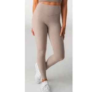 Balance Athletica / Vitality cloud leggings